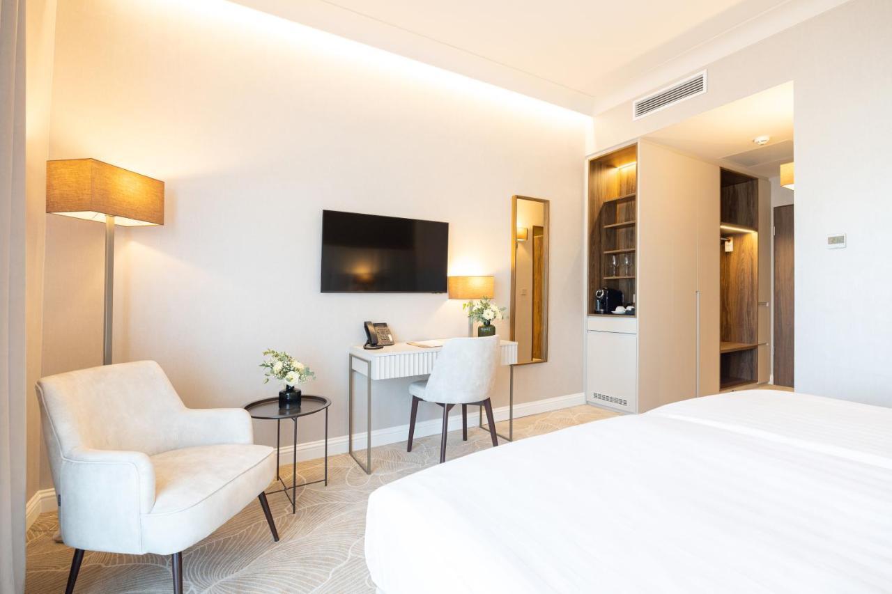 Hotel Gerardus แซแก็ด ภายนอก รูปภาพ