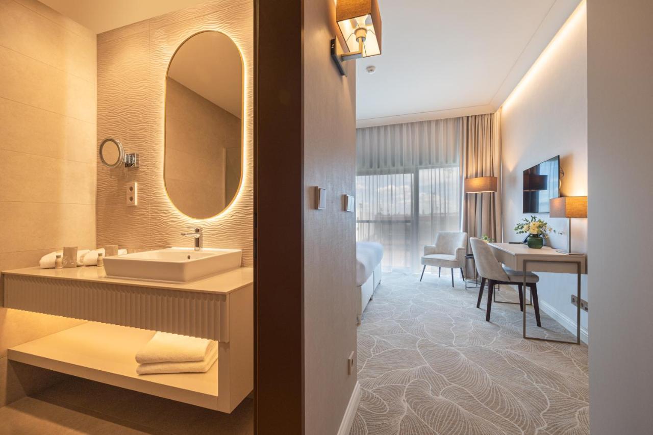 Hotel Gerardus แซแก็ด ภายนอก รูปภาพ